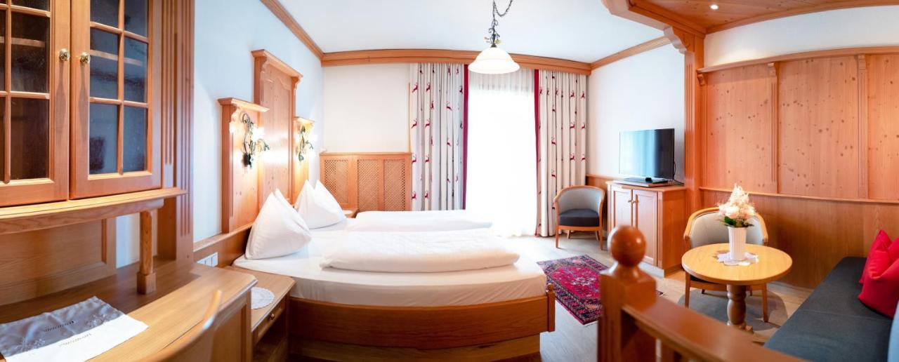Hotel Herrschaftstaverne Haus im Ennstal Dış mekan fotoğraf